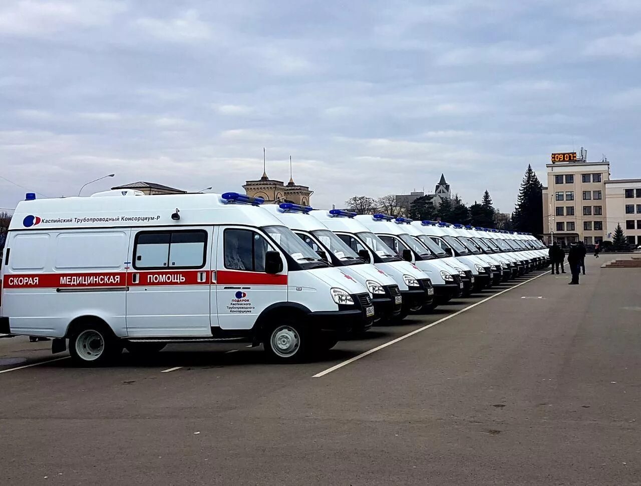 Телефон скорой ставрополь. Больница скорой помощи Ставрополь. ССМП Ставрополь. Машина скорой помощи. Скорая медицинская помощь.