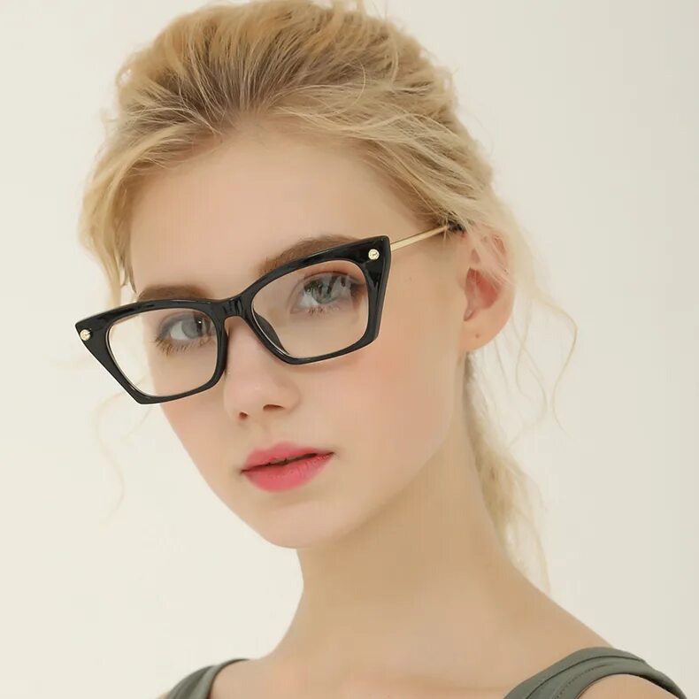 Style clear. Модные оправы для очков. Очки для зрения женские модные. Модные очки для зрения женские 2022. Оправа для очков женская модная.