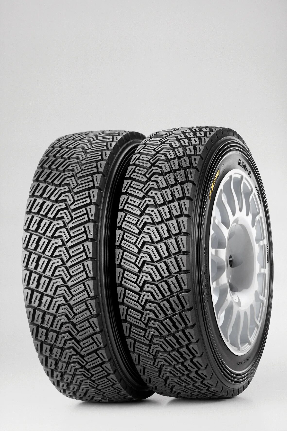 Пирелли производитель страна. Pirelli Rally Tyres r14. Pirelli Rally Tyres r15. Раллийная резина r15 Пирелли Tires brand. Pirelli 12.0024.