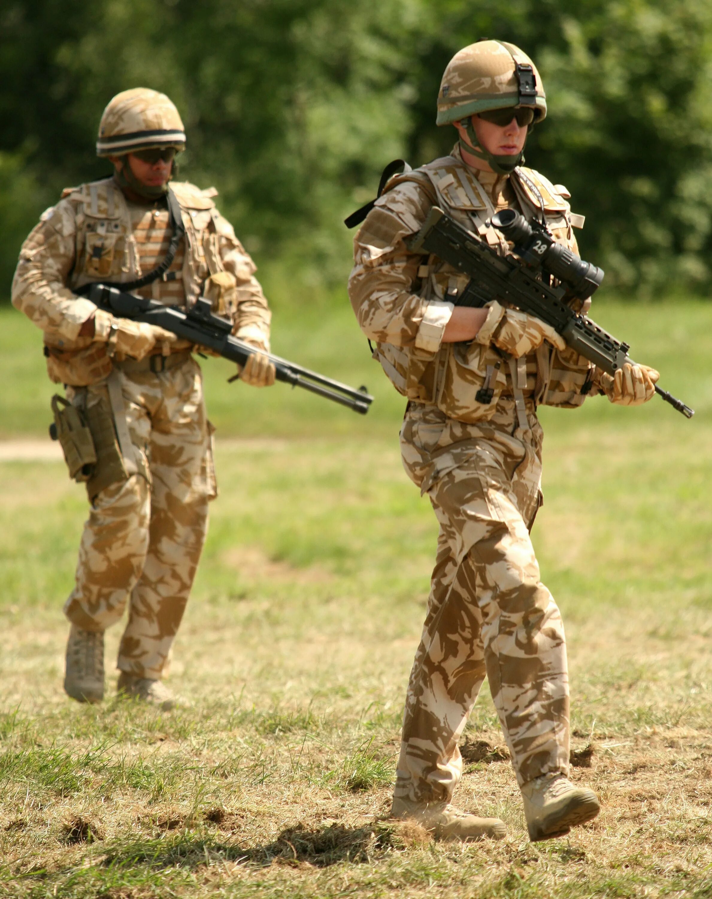 Мужчина в военной форме. Военные сша. Пехота армии сша. Военная форма. Soldiers wiki.