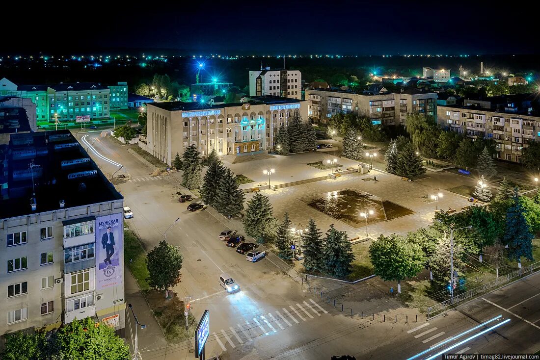 Черкесск биография. Город Черкесск Карачаево-Черкесской Республики. КЧР город Черкесск. Карачаево Черкесск столица. Черкесск Центральная улица.