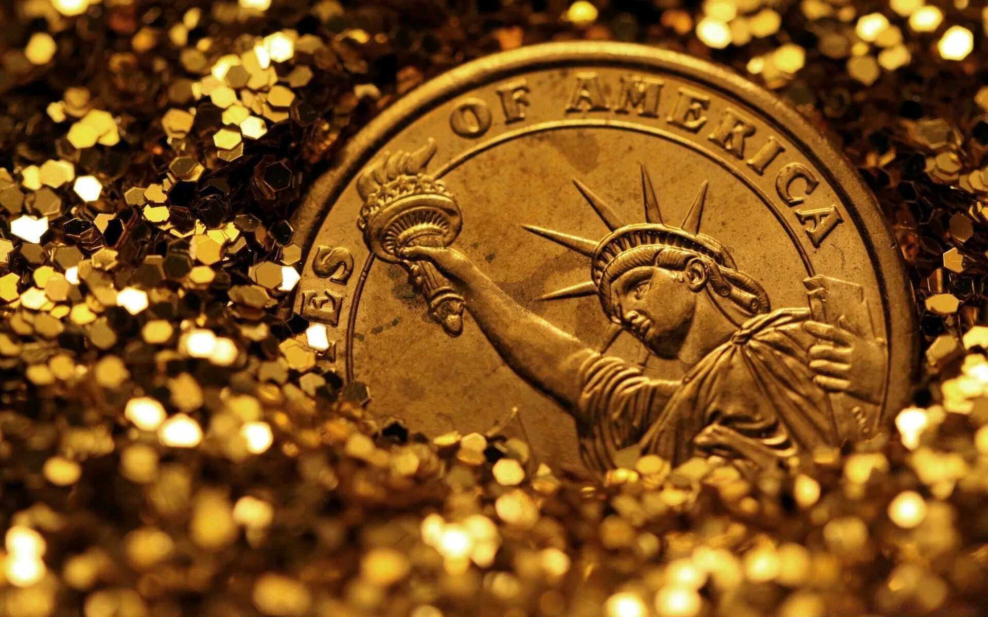 Богатства англии. Монета Золотая. Золотые Монгет ы. Монеты из золота. Золото богатство.