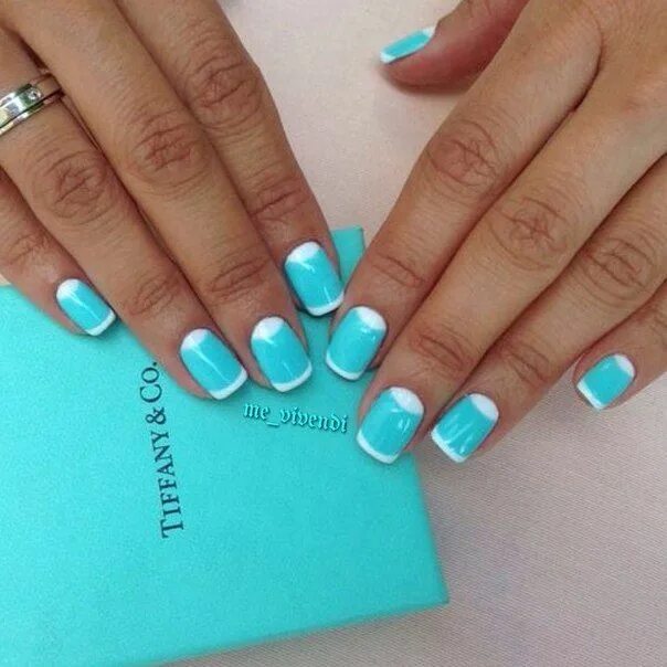 Голубой маникюр с белым френчем OPI Tiffany Blue french gel nails in 2022 Blue gel nails, Tiffany blue nails, Ge