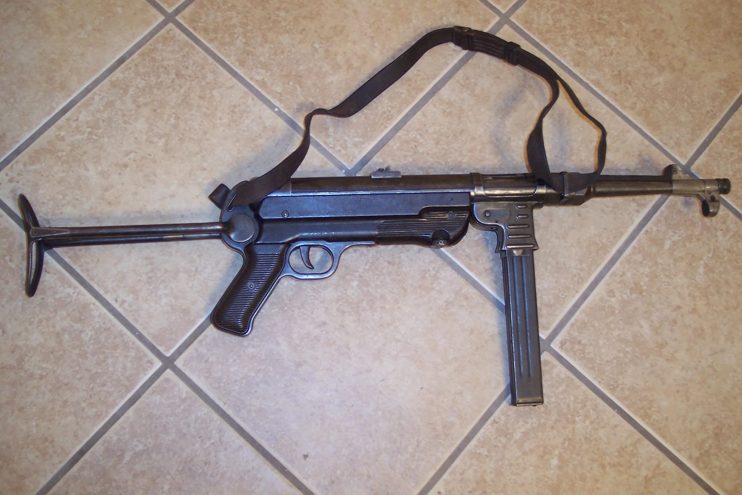 Mp40 SMG. MP 40 буллпап. Обойма МП 40. Мп поиск