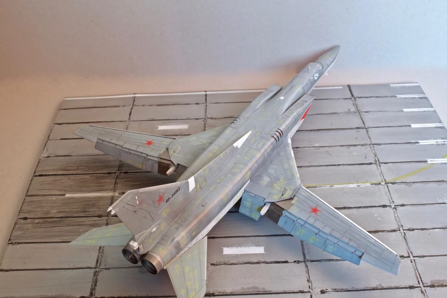 Модель ту 22м3. Ту-22м3 172 trumpeter. ту-22м3 модель. ту-22м3 трумпетер 172. модель ту-22м3 трумпетер.