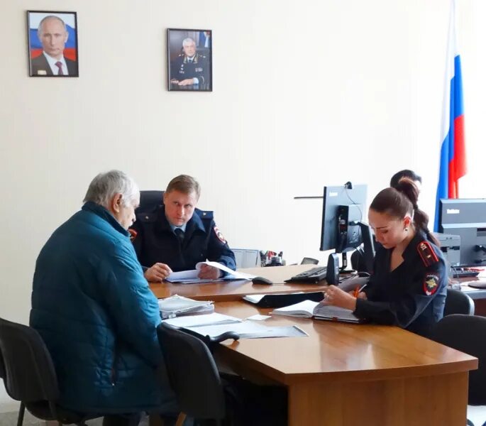 Ясинский александр юрьевич челябинск. Прием граждан начальником полиции. Овд района северное медведково. Начальник 66 отдела полиции часы приема граждан. Прием граждан мвд.