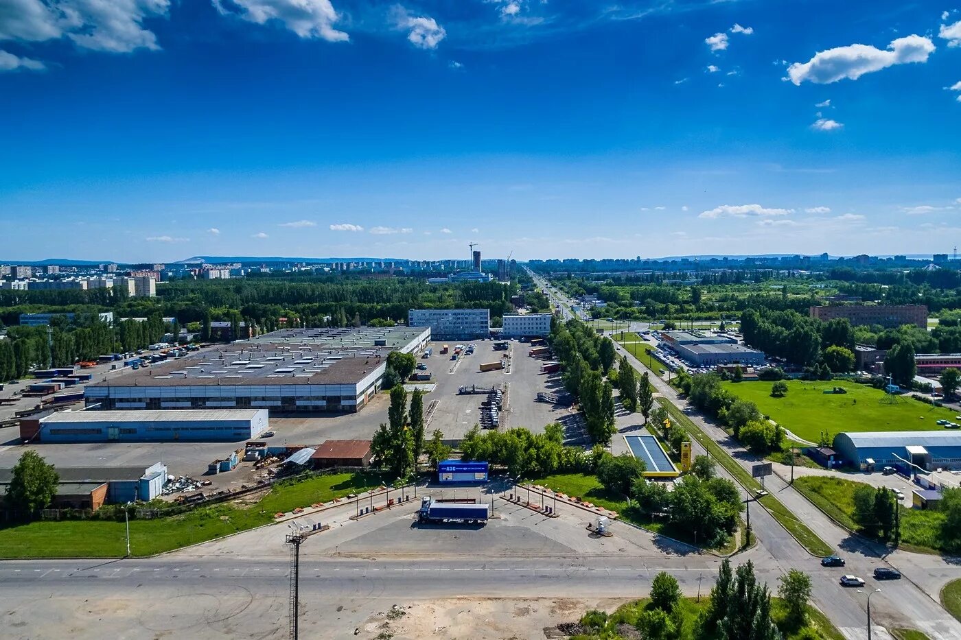 Парк тольятти автозаводский. Парк Автозаводского района Тольятти. Автозаводский район Нижний Новгород. Набережная АВТОВАЗА Тольятти. Достопримечательности Тольятти АВТОВАЗ.