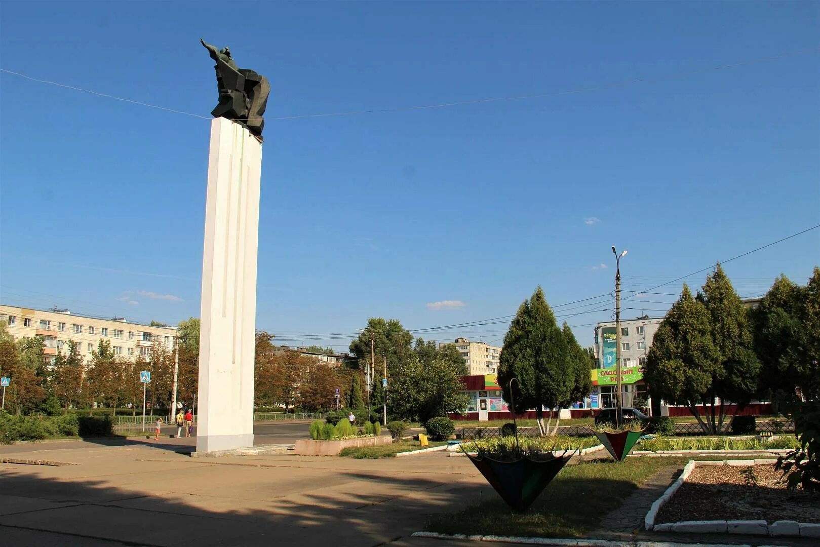 ДК Металлург Орел. Благоустройство территории КДЦ Металлург Орел. Орел город Металлургов. Дворец Металлургов Орел. Кдц орел