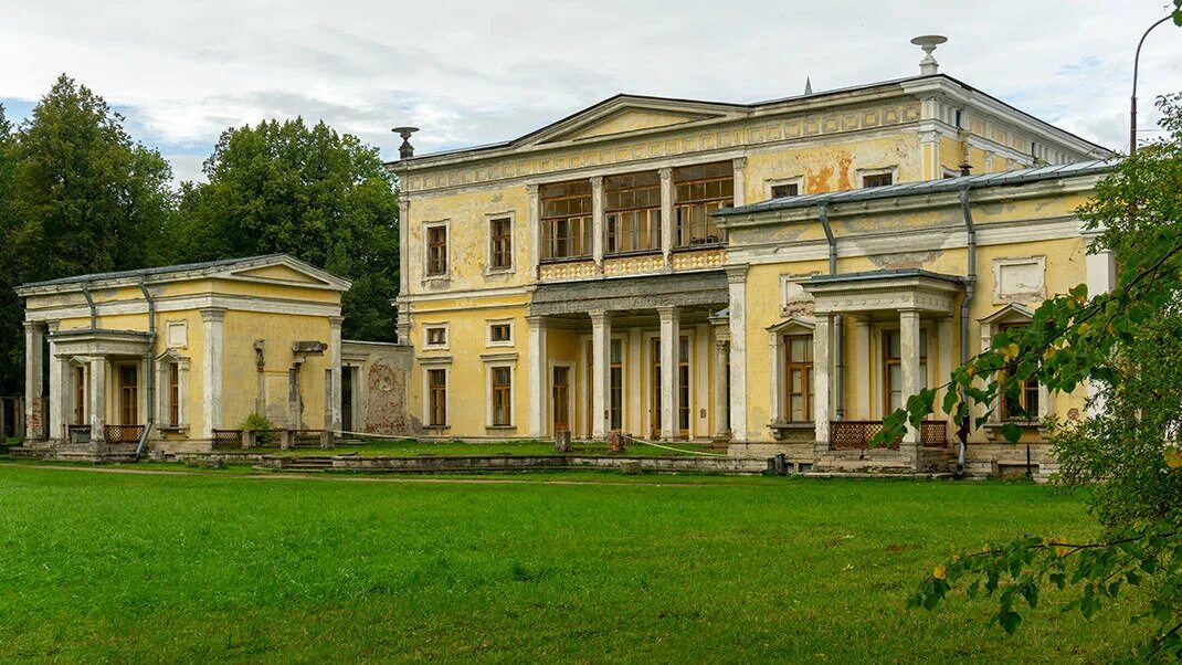 Дворцово-парковый ансамбль Сергиевка, Петергоф. Сергиевка усадьба Лейхтенбергских. Усадьба Сергиевка в Петергофе. Дворец Лейхтенбергских Петергоф. Усадьба николая 1