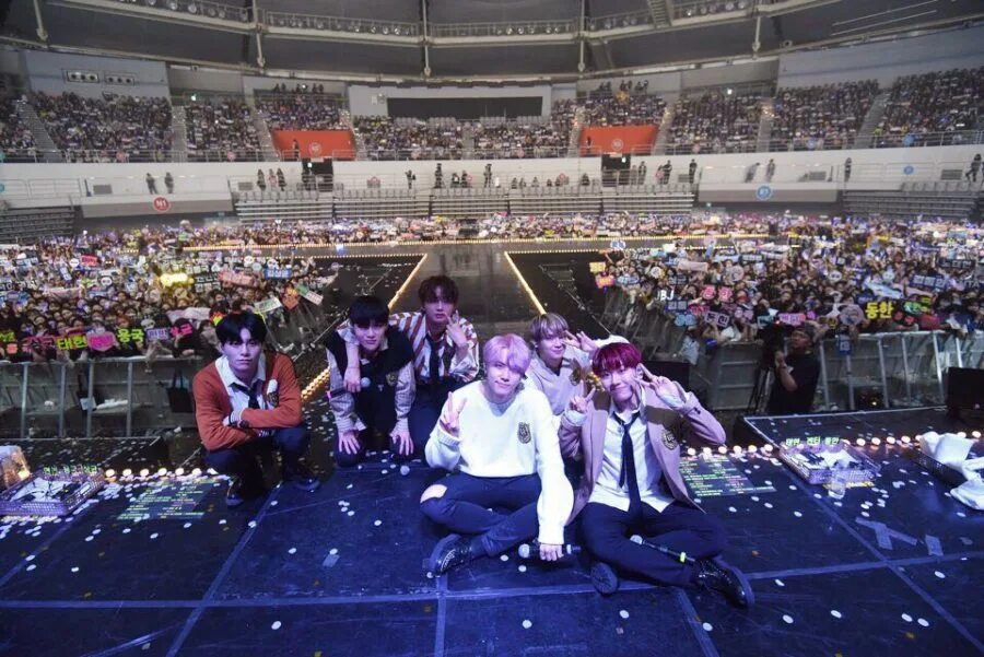 Fans y. Olympic Handball Gymnasium Seoul.