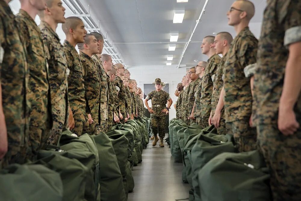 Есть войска сша в. Военная форма сша. Российские и американские военные. Военные силы сша. Американские войска.