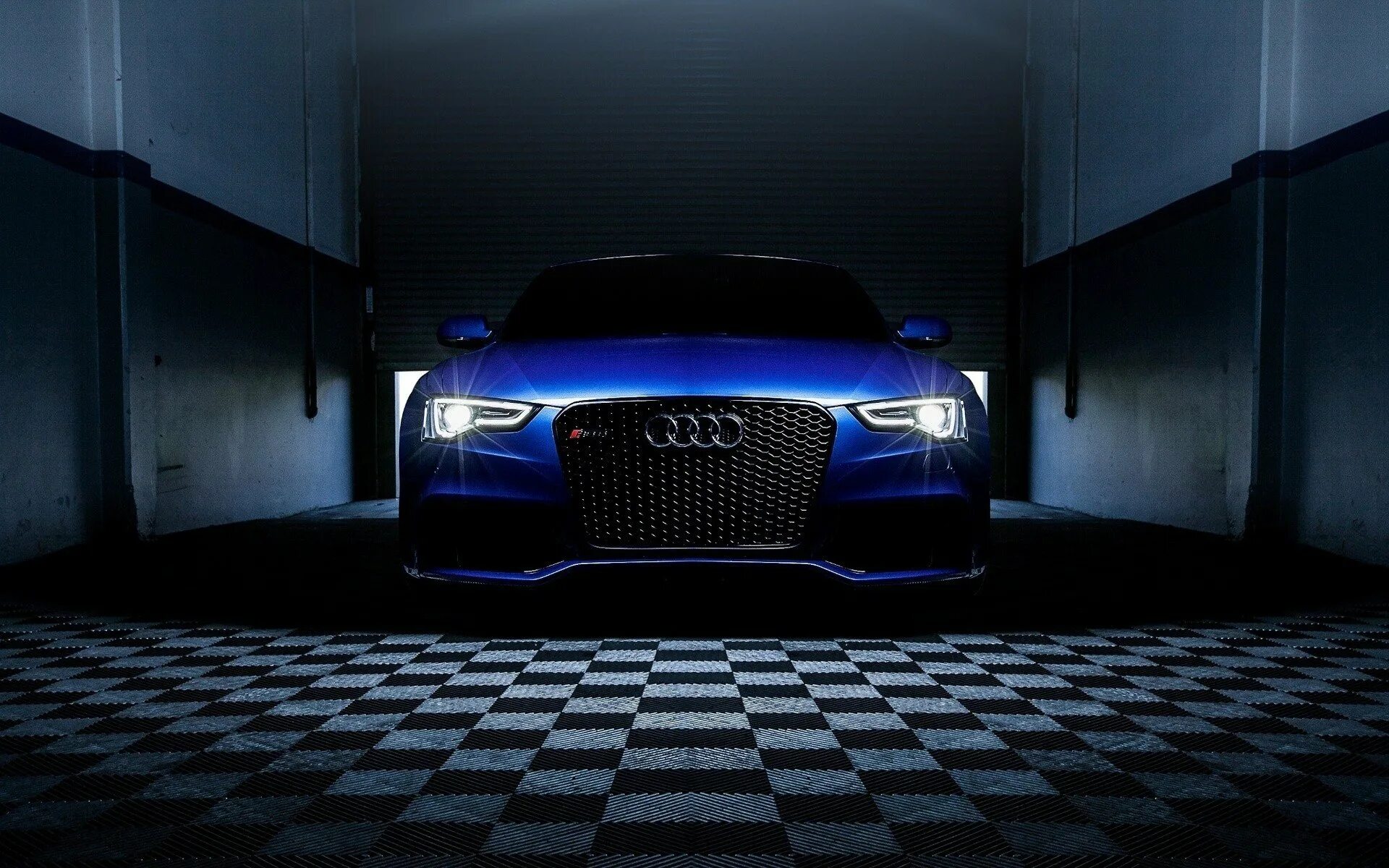 Background size auto