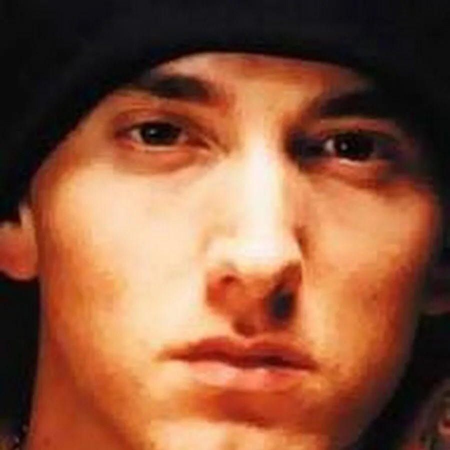 Шеди мен в реальной жизни как выглядит. Эминем 2003. eminem тату. лицо шеди мена. шеди в реальной жизни.