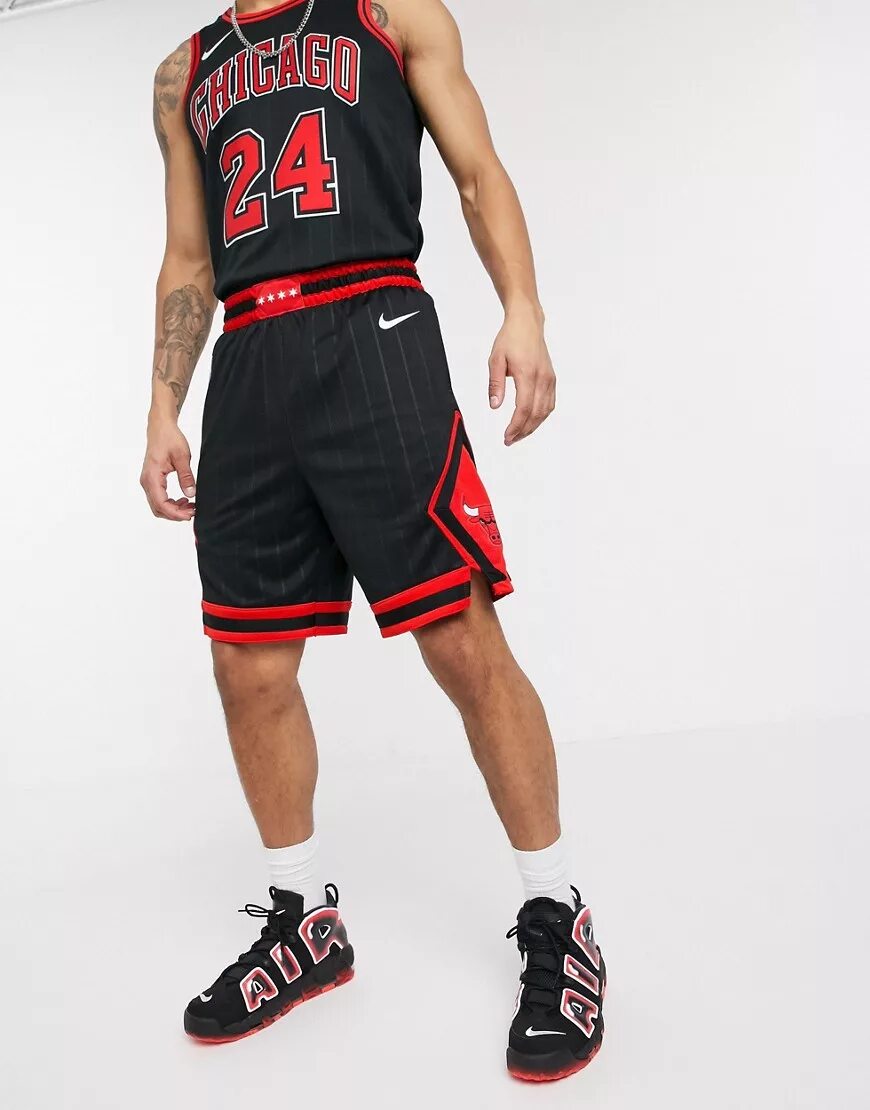 Шорты Nike Chicago bulls. Шорты Nike Jordan Basketball. Nike NBA bulls шорты. Шорты Chicago bulls.
