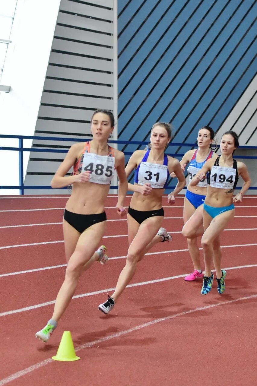 Легкая атлетика юниоры. Легкая атлетика юниоры. Легкая атлетика тренировка юниоры. Юниорки легкая атлетика. Легкая атлетика юниоры.
