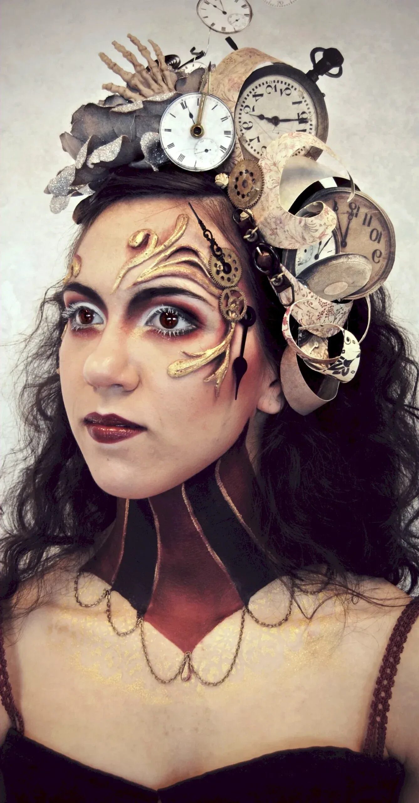 Причудливый образ. Прически в стиле стимпанк. Образы для фотосессии. Стимпанк девушки. Яркая одежда для женщин.