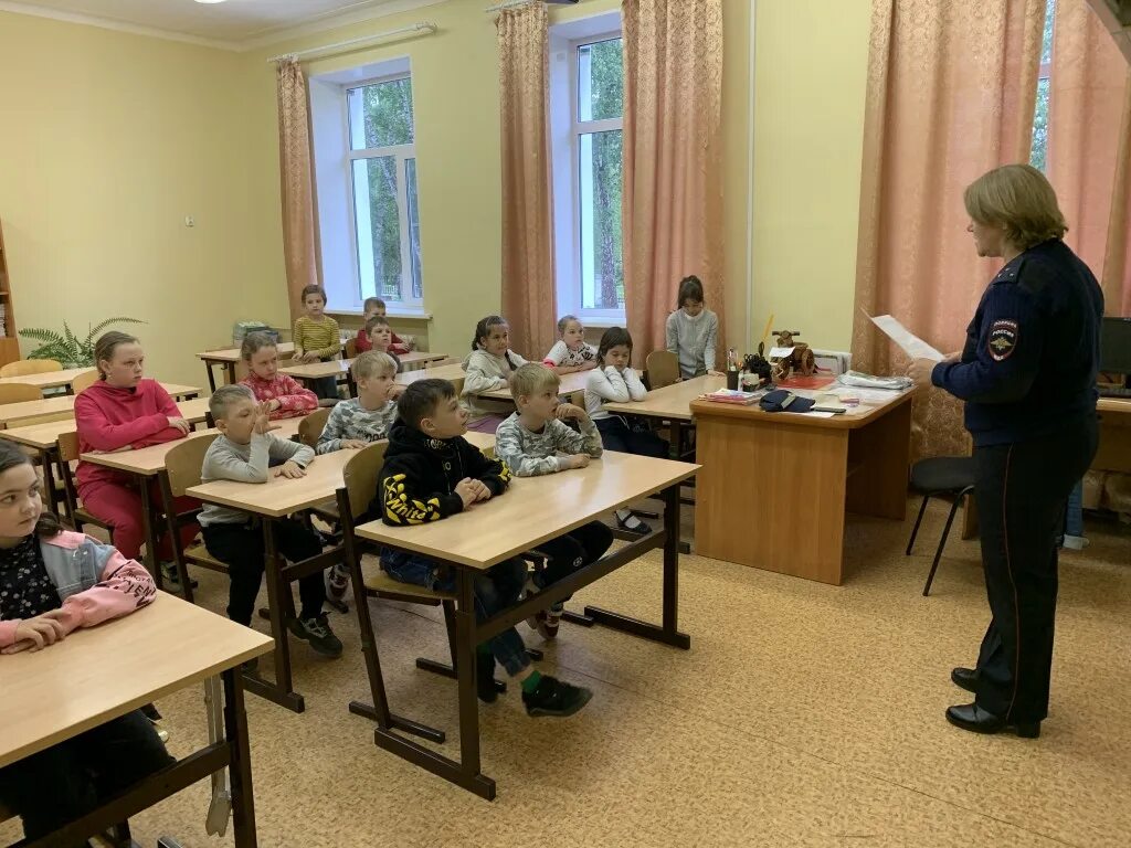 Сайт школы 21 озерск челябинской области. Школа 21 озерск официальный сайт. Школа 21 озёрск луначарского. Школа 21 озерск. Сайт школы 29 озерск челябинская область.