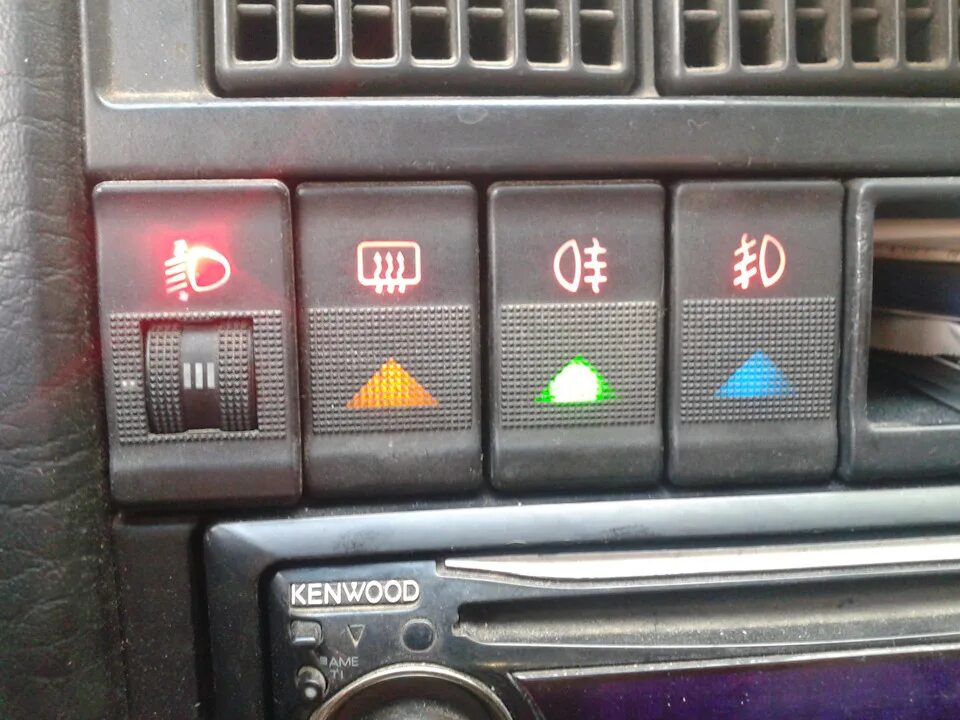 Подключение кнопок ауди 80 Монтажная планка под кнопки Audi 80 (B3), 1,6 л, 1991 года стайлинг DRIVE2