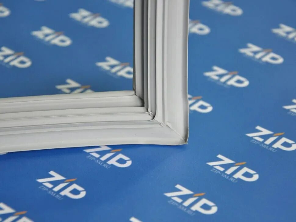 Уплотнительная резинка на холодильник индезит с140. Уплотнитель для холодильника rl40egih. Уплотнитель для дверей холодильника индезит в15. Уплотнитель холодильника, samsung, da63-04297c, 570*910мм, м/к, оригинал. Уплотнитель для холодильных камер gw28.