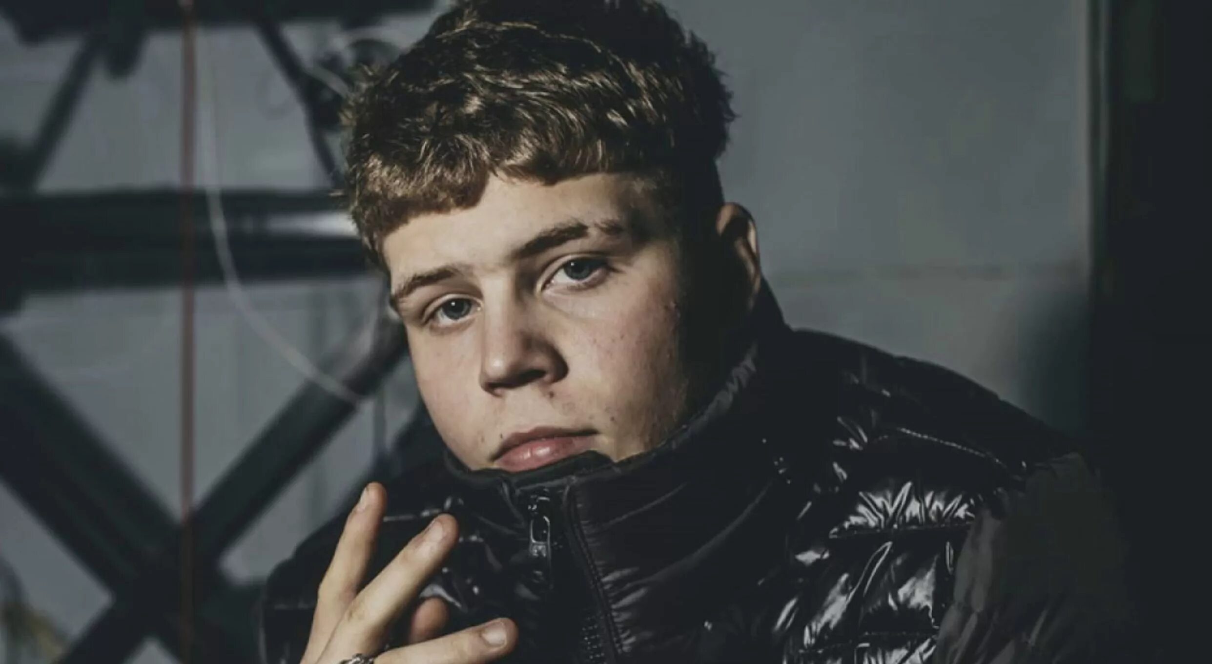 Сколько лет янг лину