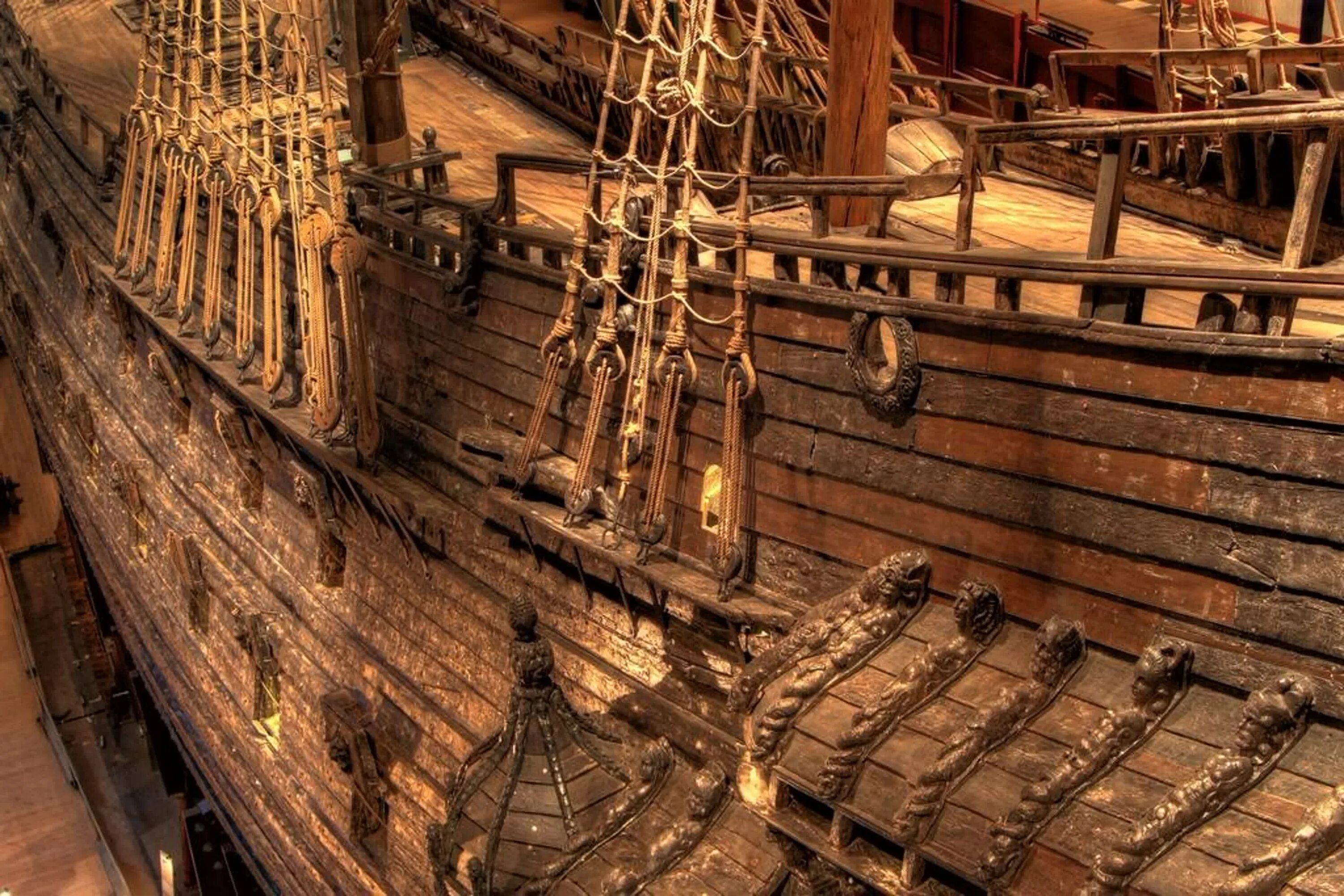 Старая палуба. Васа корабль палуба. Палуба корабля 17 века. Галеон vasa. Палуба старинного корабля.