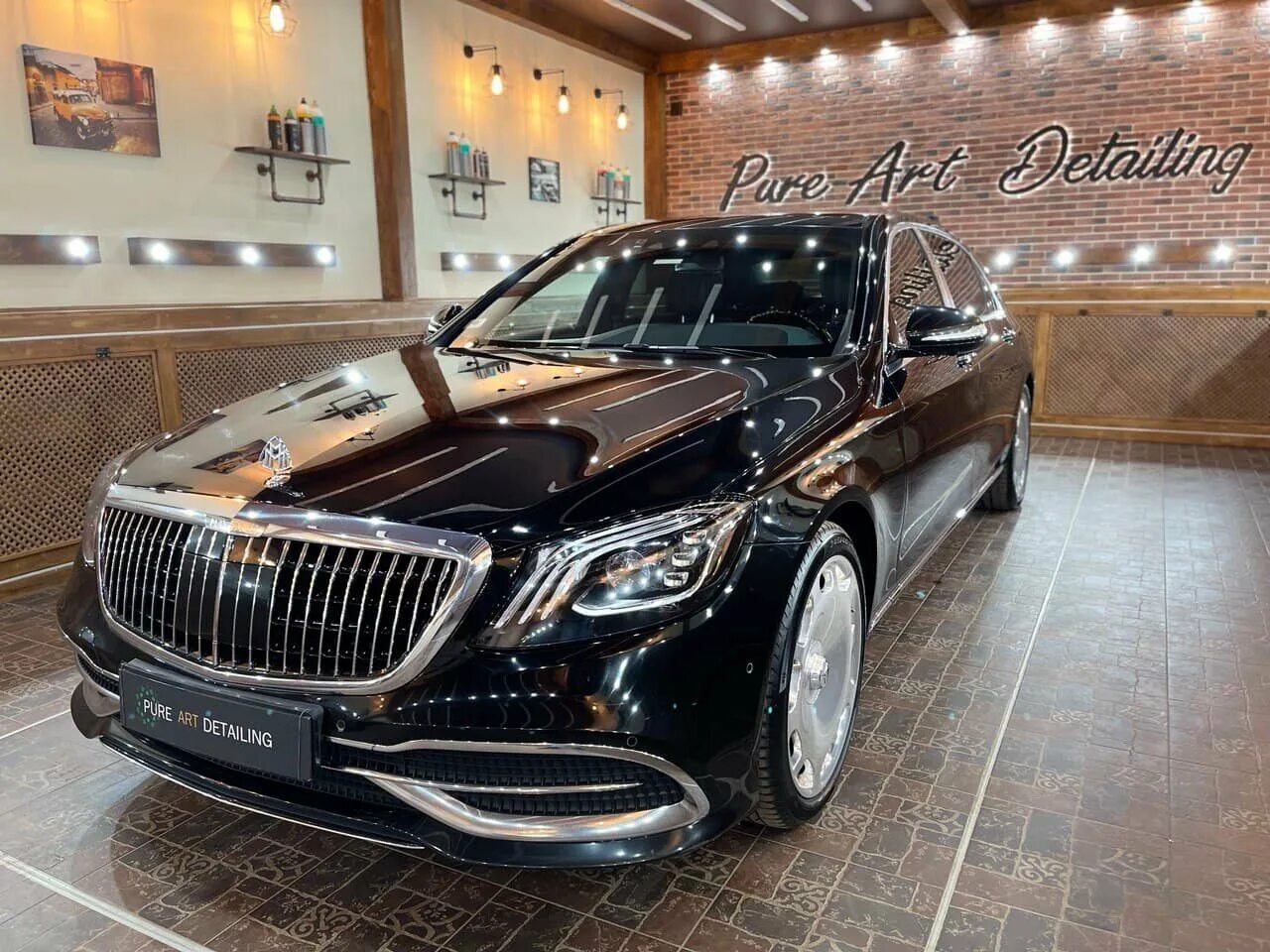 Майбах стекло. Maybach 62 (v240). Майбах стекло. Майбах махачкала. Майбах стекло.