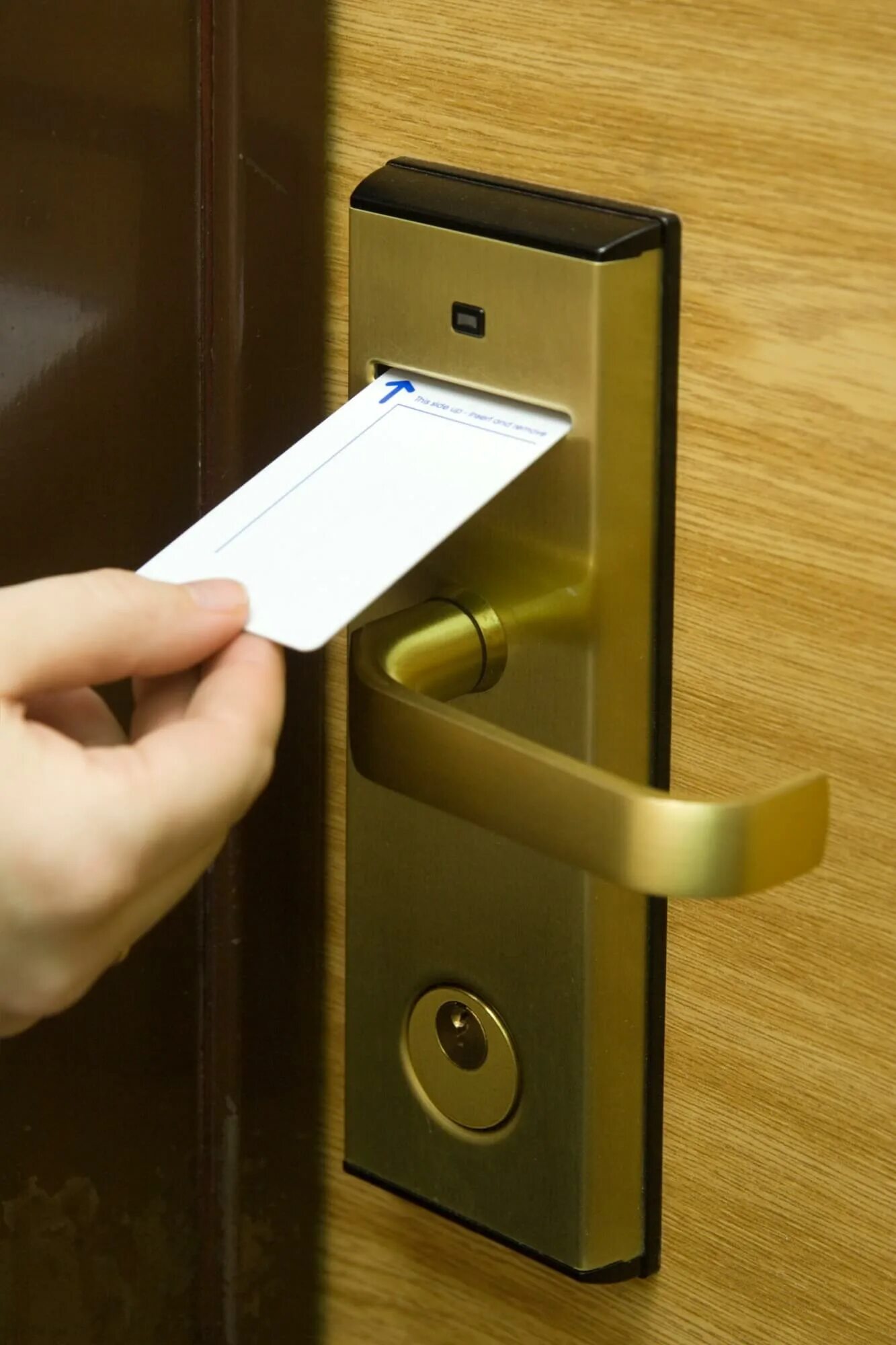 Электронный замок. Электронный замок smart lock. Электронный замок гостиничный bonwin bw823sc-t6 сетевой хром. Электронный замок на входную дверь. Замок door lock v1733.