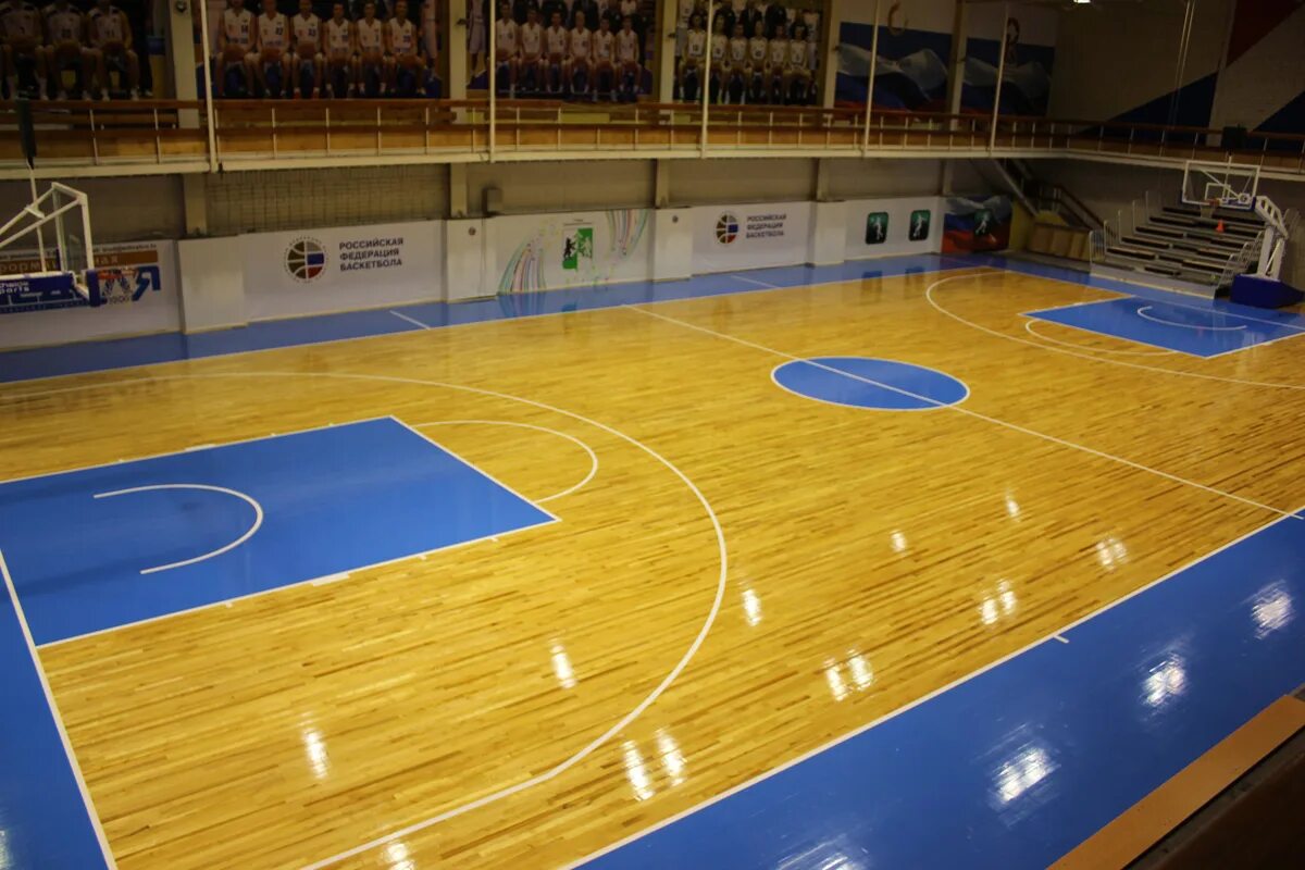 волейбольный зал. Graboflex gymfit. крытые площадки для пляжного волейбола. волейбольный зал с песком на полу. волейбольный зал с песком на полу.