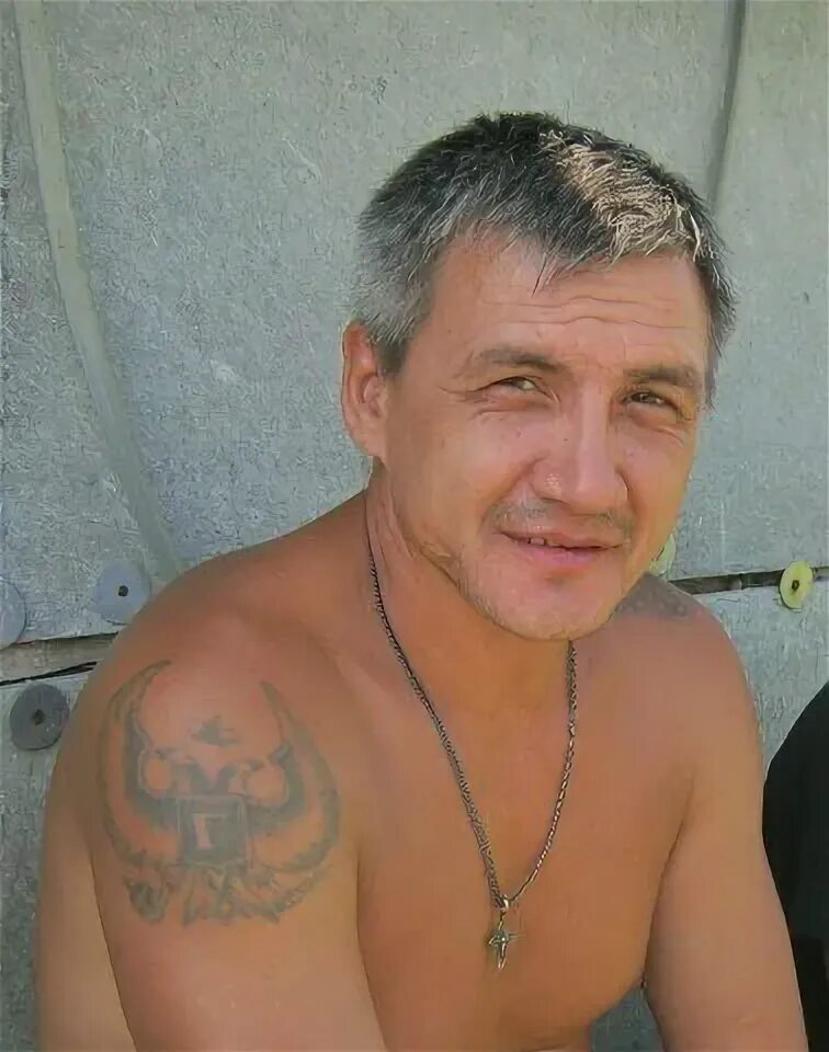 Малай екатеринбург криминал фото Эдик малай екатеринбург фото in 2024 Men casual, Mens tops, Button down shirt