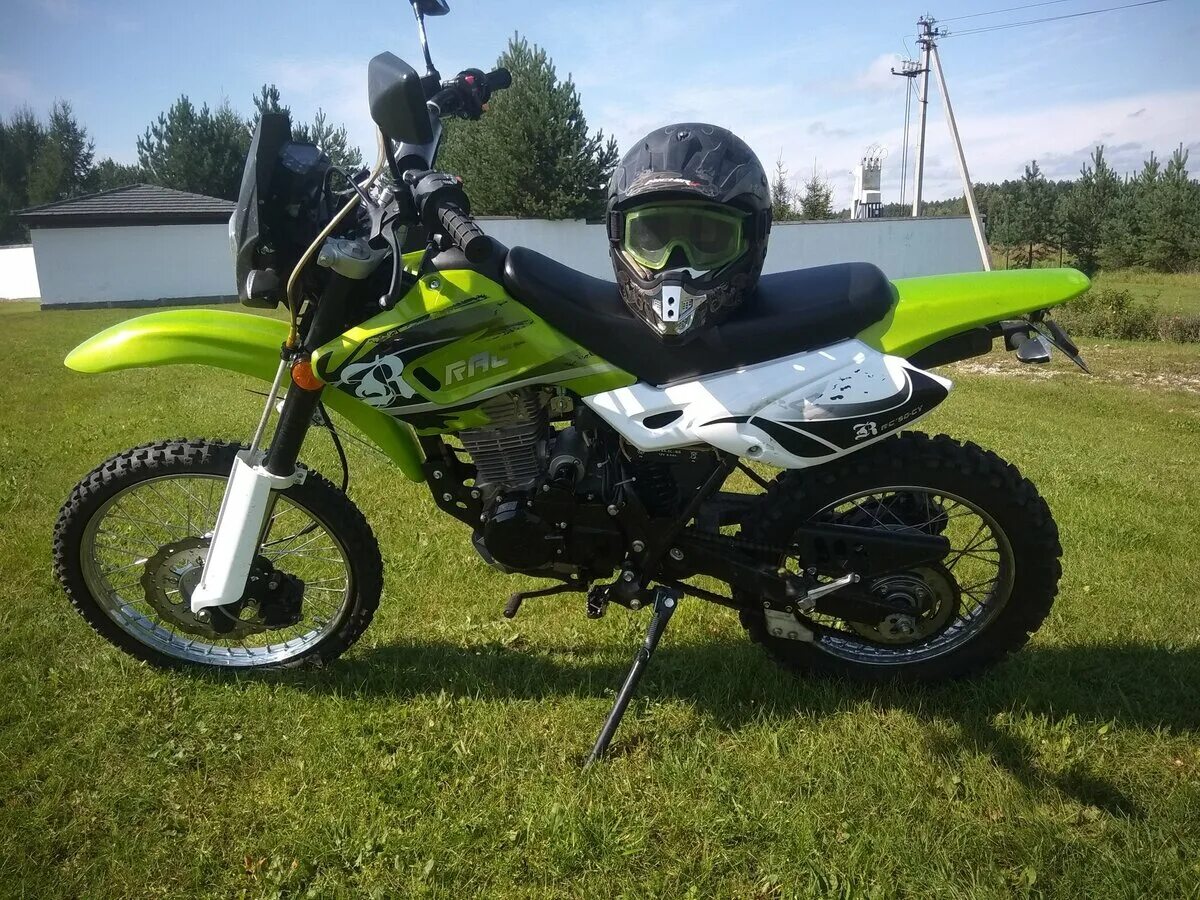 Racer 300 эндуро 2020. Ктм 125 зеленый. Stels эндуро 250. Зеленый эндуро. Stels 400 gs.