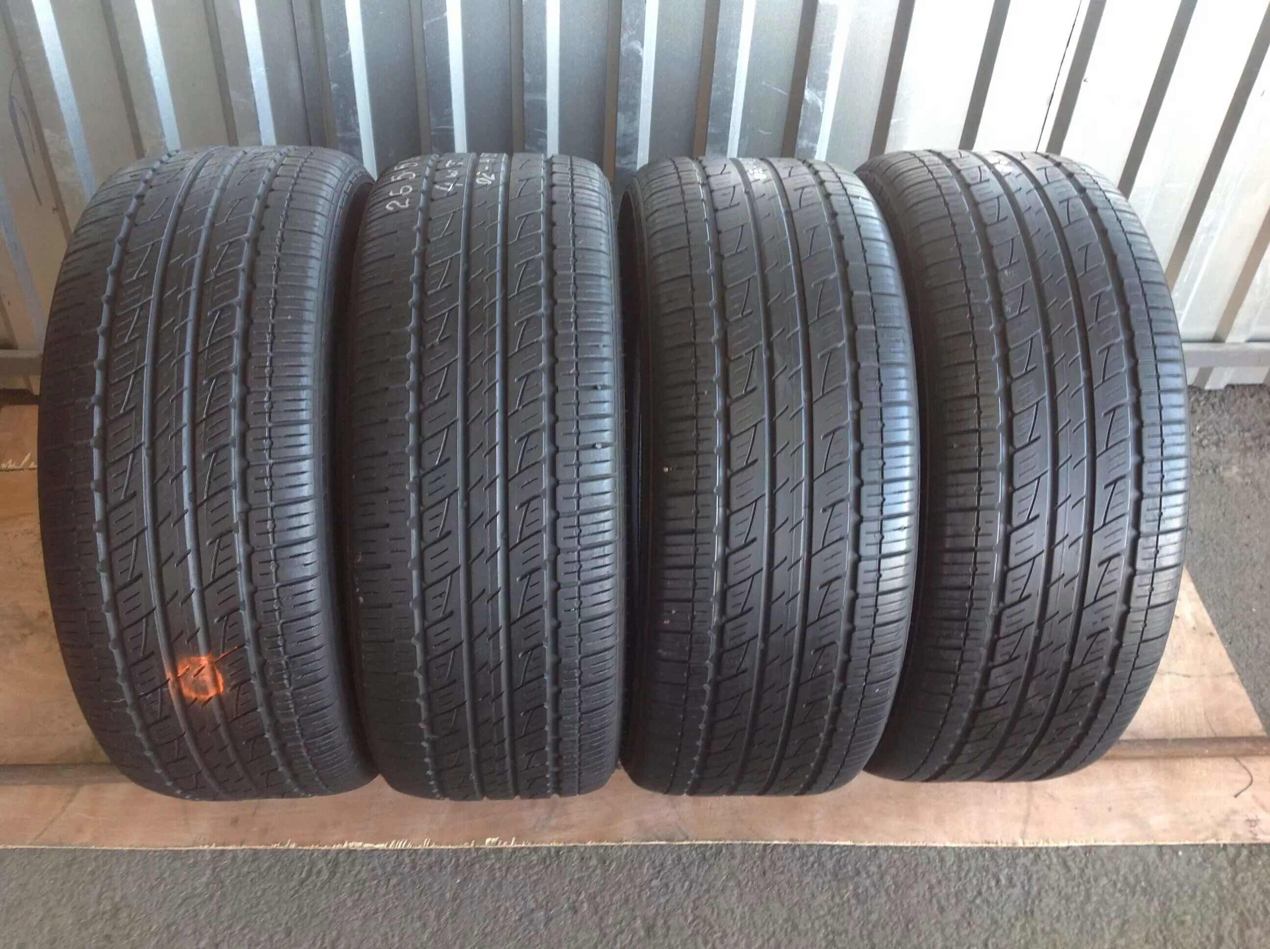 225/50/17 Michelin Primacy 4. Kumho Solus kl21. Kumho 225 50 17. Кумхо кл 21.