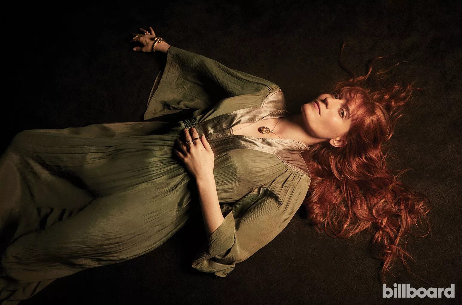 Florence the machine call me. Florence Welch. Флоренс Уэлч фотосессии. Флоренс Уэлч трансгендер. Florence the Machine фотосессия.