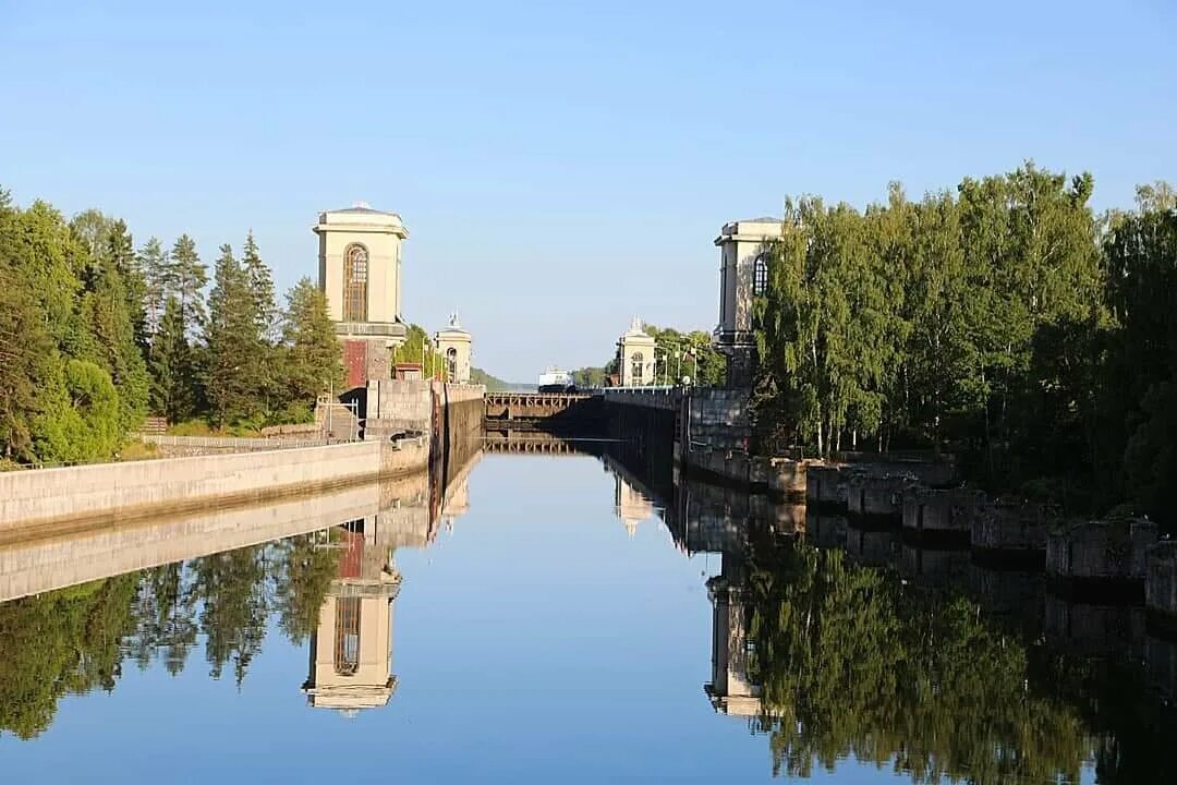 Шлюзы канала имени. Шлюзы канала имени Москвы. Городецкий гидроузел. Шлюзы Городецкого гидроузла. Дубна канал шлюз 2 им Москвы.