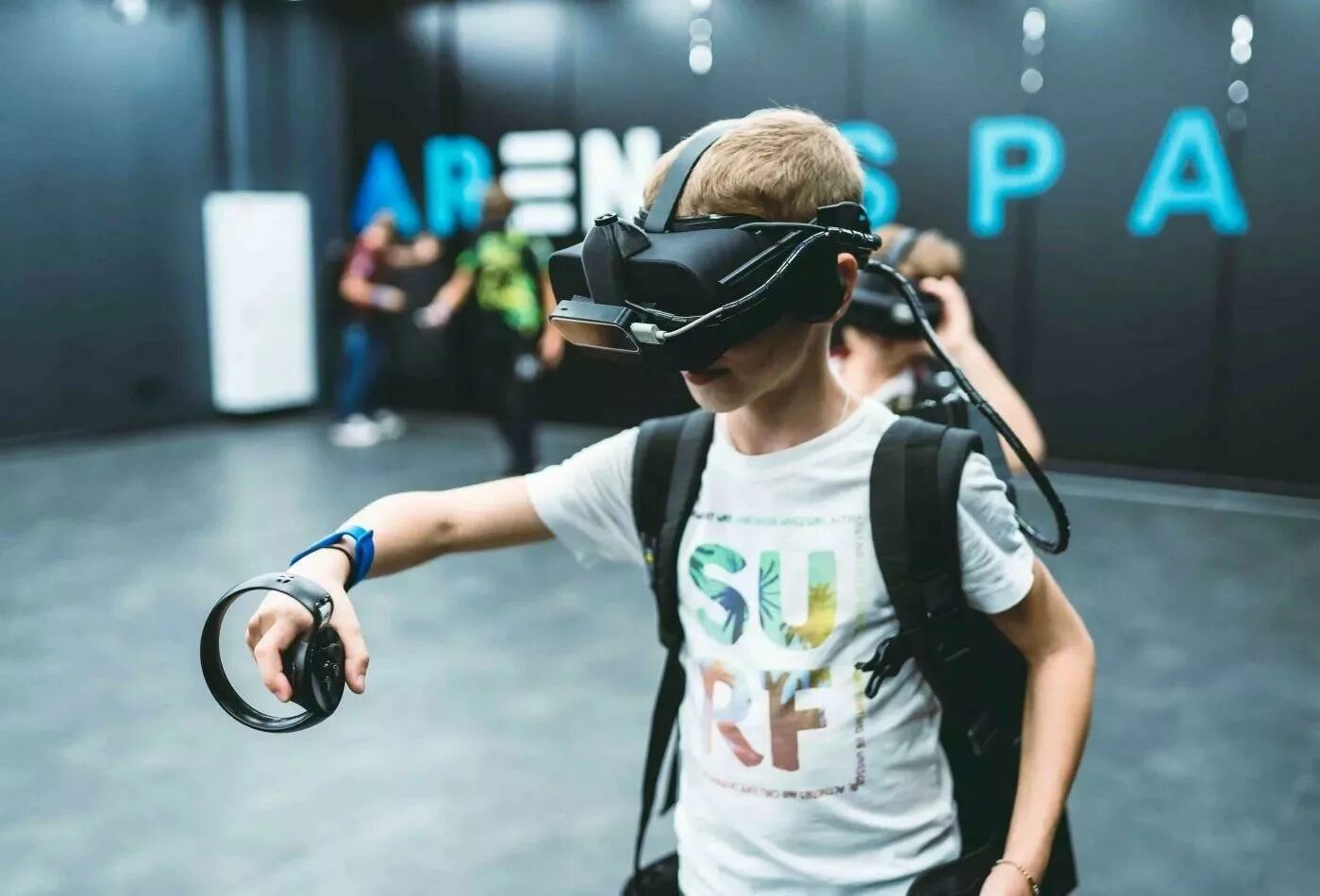 WARPOINT Арена виртуальной реальности. Парк виртуальных развлечений Arena Space. Виртуальная реальность дети. Парк виртуальной реальности (VR парк).