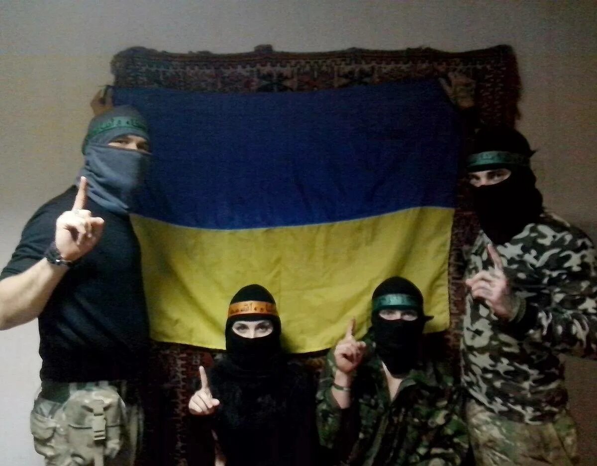 Видеообращение террористов. Украина государство террорист. Украинские террористы мусульмане. Чеченские террористы на Украине.
