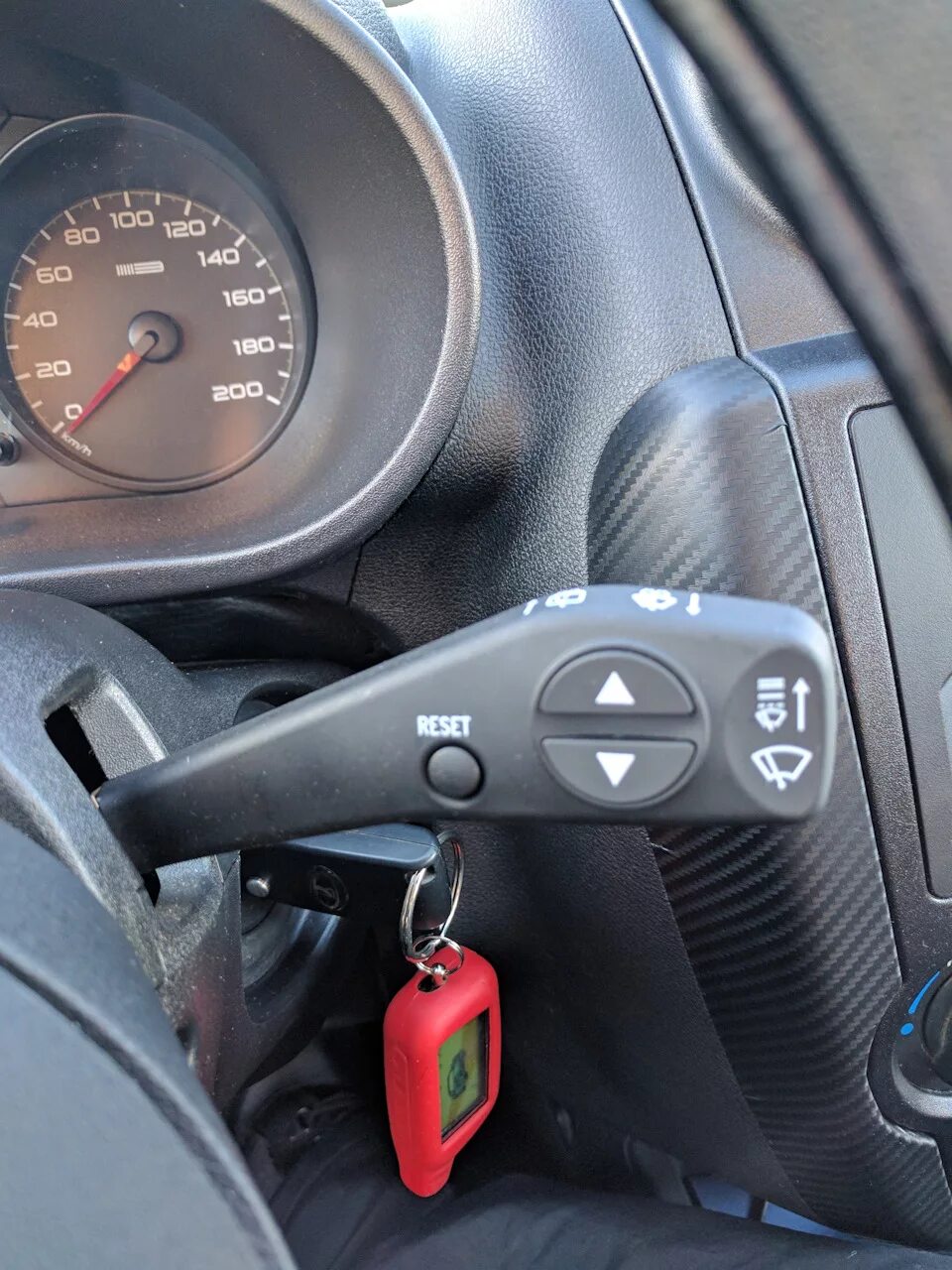 Подрулевой переключатель калина 1 люкс. Подрулевой переключатель 2190. Подрулевые переключатели приора 2. Подрулевые гранта. Переключатель стеклоочистителя 2190.