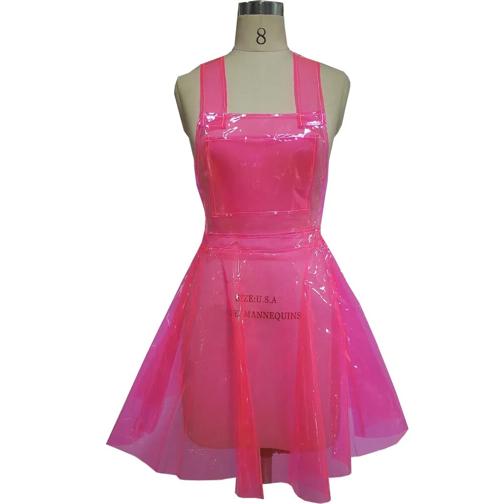 Прозрачный сарафан. Платья из нестандартных материалов. Plastic dress pvc dreams. Платье из пластика. Пластмассовое платье.