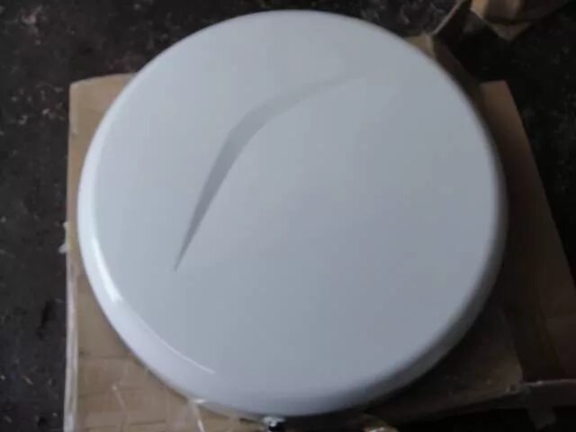 6477142110c0 киев. Кожух запасного колеса тойота рав 4 2000-2005. Чехол запасного колеса рав4 2000г. Колпак запасного колеса toyota rav4. Чехол запасного колеса toyota rav4.