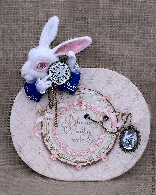 Rabbit clock
