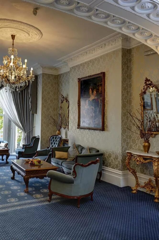 Александровский ампир интерьер. Арка главного штаба в санкт-петербурге архитектор. Стиль ампир в интерьере. Ампир работа. Стиль ампир в интерьере.