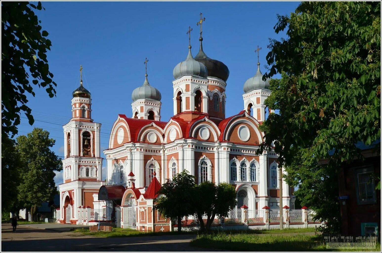 Сообщение о городе козьмодемьянск. А. Козьмодемьянск город где. Город козьмодемьянск республика марий эл. Козьмодемьянск ярославская.