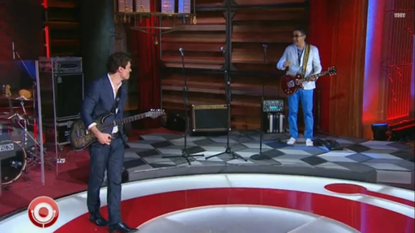 Камеди клаб завхоз. Тнт резиденты камеди клаб. Камеди клаб завхоз. Comedy club демис карибидис андрей скороход. Comedy club демис карибидис.