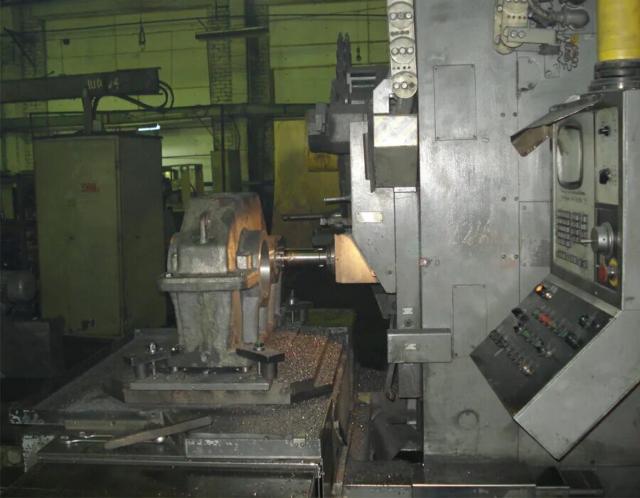 Мотор редуктор мч2-63/100. Можга редуктор. Завод редуктор ижевск. Склад редукторов. 5740а-02 редуктор.