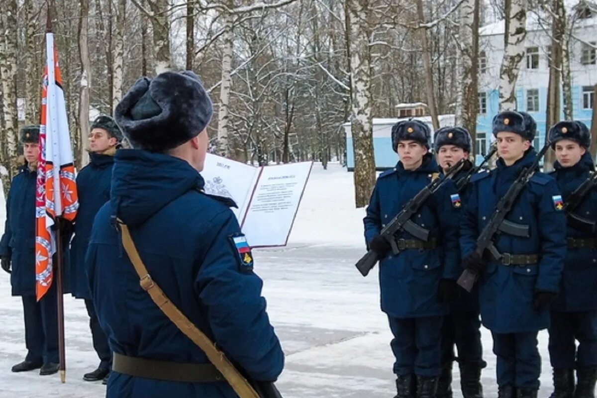 Тверь военная. Воинская часть в Тверской области. Тверь Военная часть. Военные части в Тверской области. Новобранцы в армии присяга.