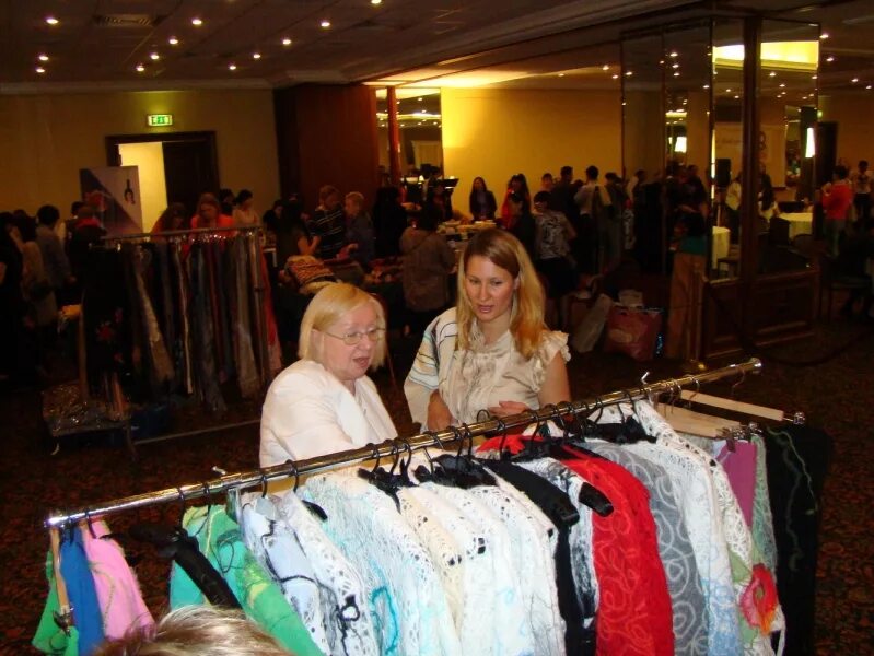 Рэдиссон славянская яга невероятные приключения. Ул. Аэростар гостиница москва. Выставка в москве 2022 рэдиссон славянская. Рэдиссон славянская отель.