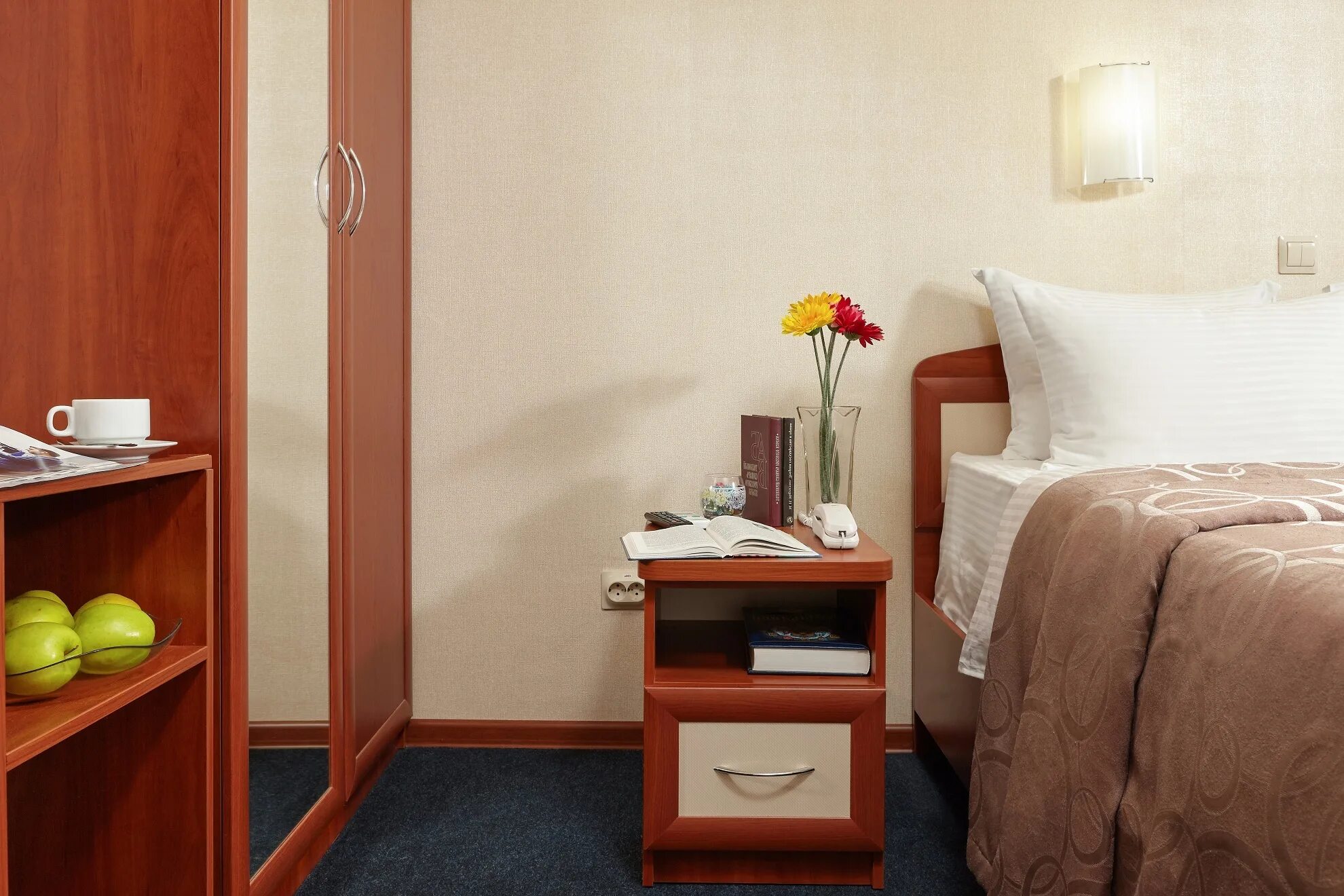 Минеева 29 нижний новгород. Гостиница капитал нижний новгород. Отель русский капитал нижний новгород номера. Русский капитал нижний новгород гостиница. Гостиница капитал нижний новгород.