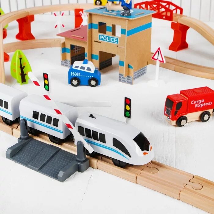 Игрушечный транспорт детские железные дороги. Игрушечный транспорт детские железные дороги. Пластмассовая дорога с паровозиком. Dickie toys поезд. Игруша стартовый набор "железная дорога", zh-2183.