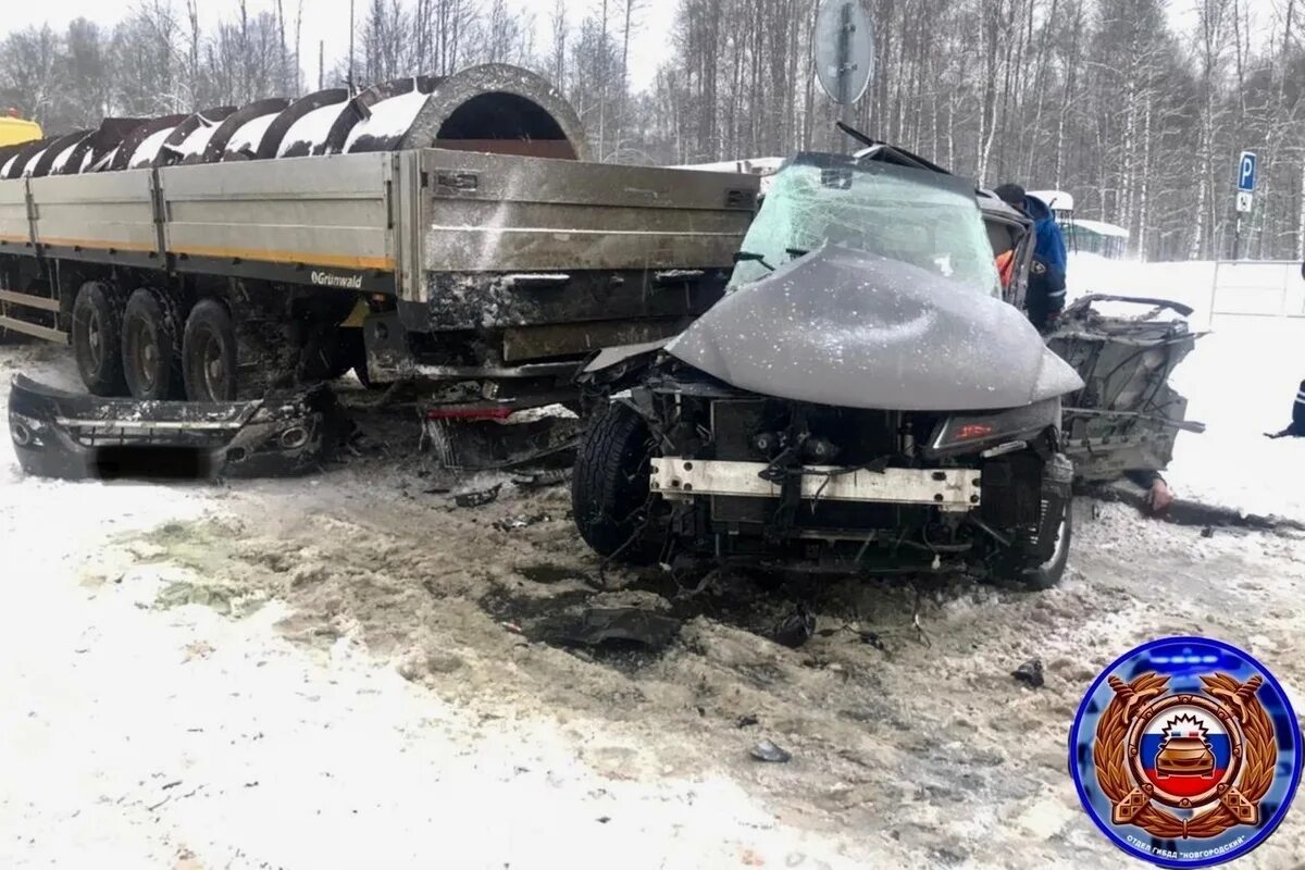 Происшествия в новгородской области. Авария Новгородская область. ДТП В Новгородской области. Авария в Великом Новгороде. ДТП м11 Новгородская область.