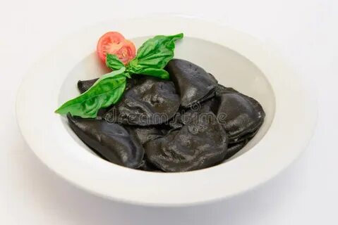 Черные пельмени рецепт