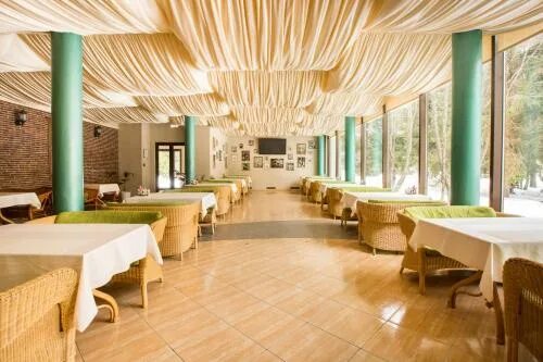Номер для двоих в Подмосковье - "Arthurs Spa Hotel by Mercure"